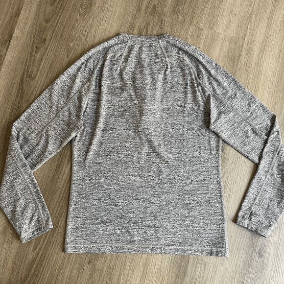 Lululemon Surge Long Sleeve Henley in Space Dye Camo Black Dark Slate​​​​ - Picture 5 of 8